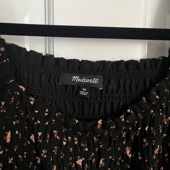 Madewell | (Re)sourced Georgette Lucie Bubble-Sleeve Smocked Top in Stem Scatter - Picture 3 of 8